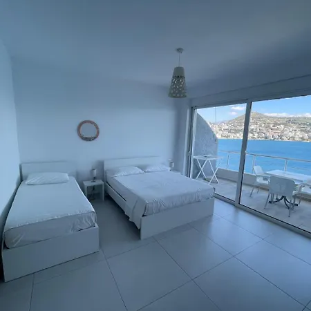 Kristina Bellavista Sarandë